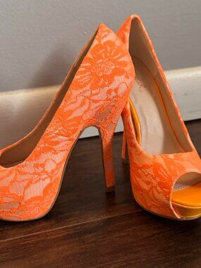 Neon orange lace peep toe heels, only worn to try on...